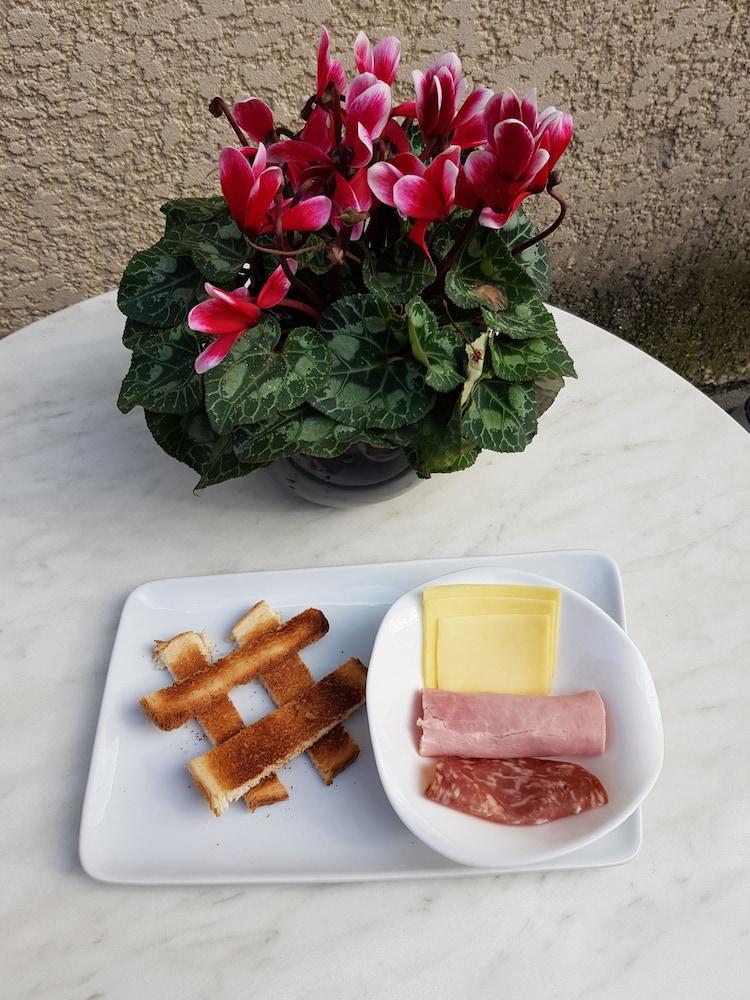 Hotel Ulysse Montpellier Centre Εξωτερικό φωτογραφία